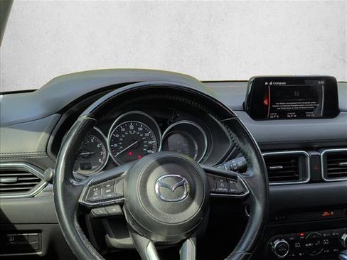 Used 2017 MAZDA CX-5 Touring w/ Preferred Equipment Package FWD image 12