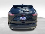 Certified 2024 Ford Edge Titanium image 4