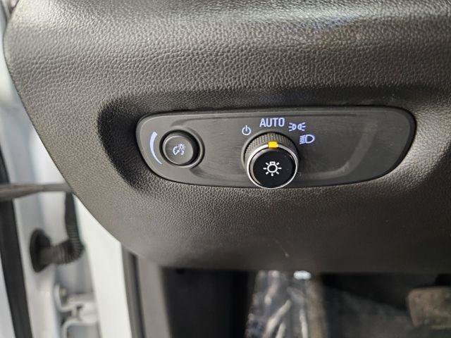 Used 2021 Chevrolet Traverse LS AWD/4WD image 20