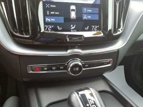 Used 2019 Volvo XC60 T6 Momentum w/ Advanced Package AWD/4WD image 21