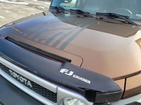 Used 2014 Toyota FJ Cruiser 4WD w/ Convenience Package image 36
