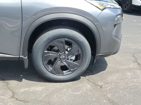 New 2026 Nissan Rogue SV w/ Cold Weather Package AWD/4WD image 9