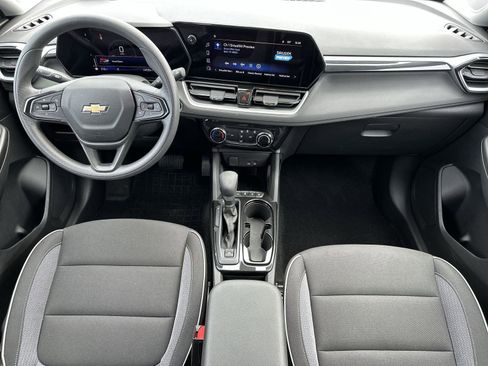 Certified 2024 Chevrolet TrailBlazer LT w/ Driver Confidence Package image 21