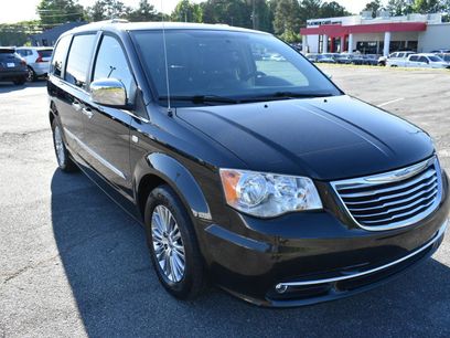 Used 2014 Chrysler Town & Country Touring-L