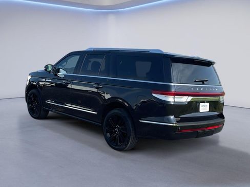 Used 2024 Lincoln Navigator L Reserve w/ Equipment Group 201A AWD/4WD image 4