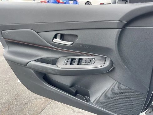 Used 2026 Nissan Sentra SR w/ Floor Mat Package FWD image 16