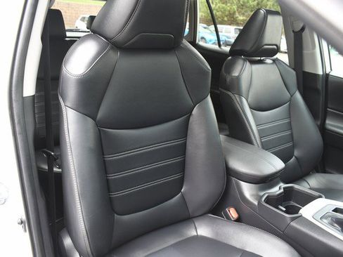 Certified 2023 Toyota RAV4 XLE Premium AWD/4WD image 27