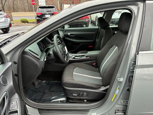 Used 2021 Hyundai Sonata SEL w/ Winter Weather Package image 21