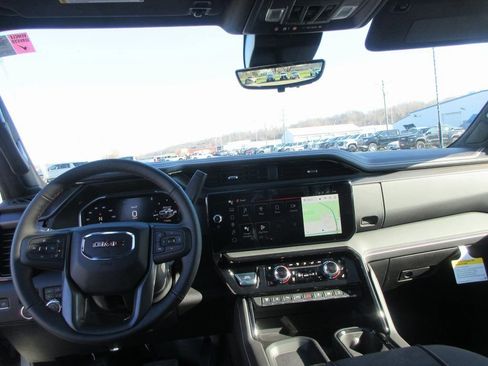 New 2026 GMC Sierra 2500 AT4X w/ LPO, Black Badging Package image 19