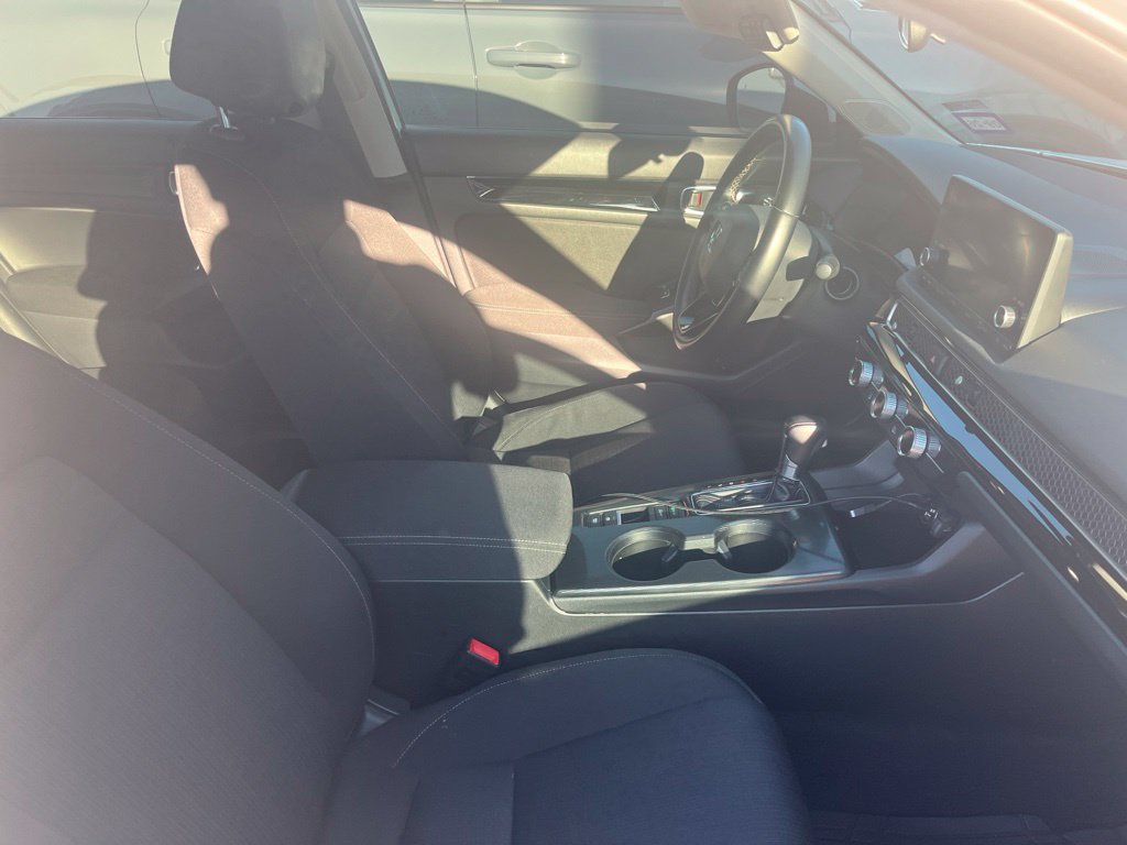 Used 2022 Honda Civic EX image 4