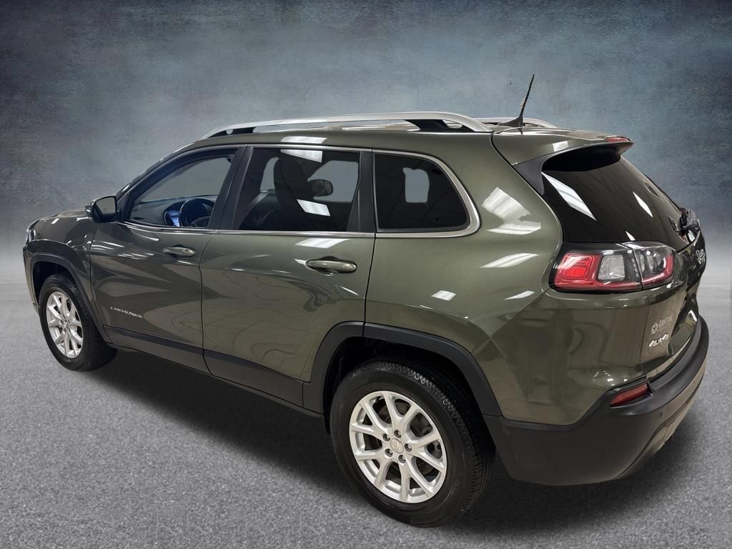 Used 2021 Jeep Cherokee Latitude Lux w/ Comfort/Convenience Group AWD/4WD image 4