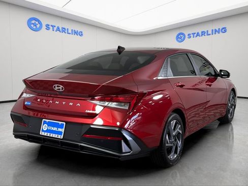 Used 2024 Hyundai Elantra Limited FWD image 8