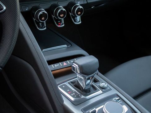 Used 2023 Audi R8 V10 performance image 19