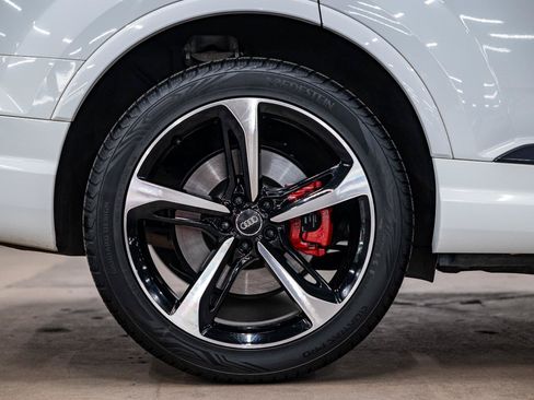 Used 2019 Audi Q7 3.0T Prestige w/ Prestige Package AWD/4WD image 37