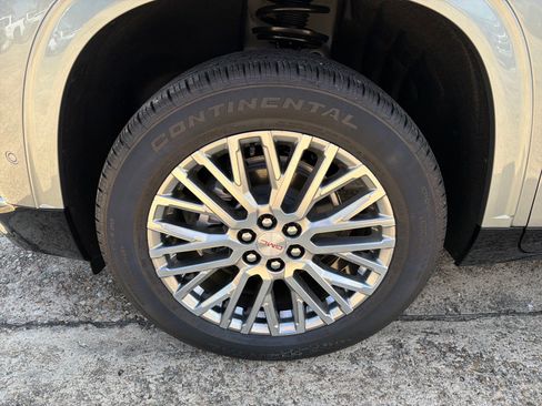 New 2026 GMC Acadia Denali w/ Super Cruise Package FWD image 21