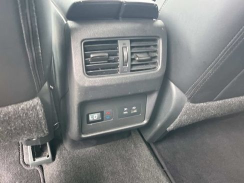 Used 2023 Nissan Rogue SL w/ SL Premium Package AWD/4WD image 19