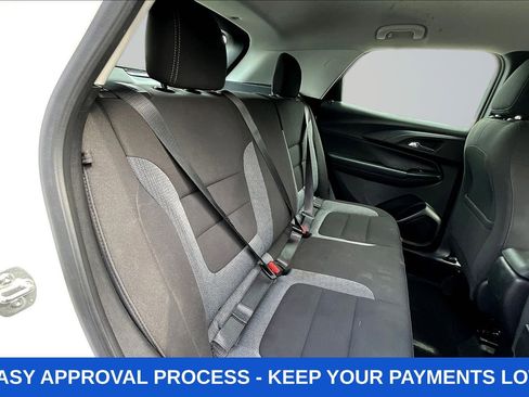 Used 2024 Chevrolet TrailBlazer LS FWD image 31