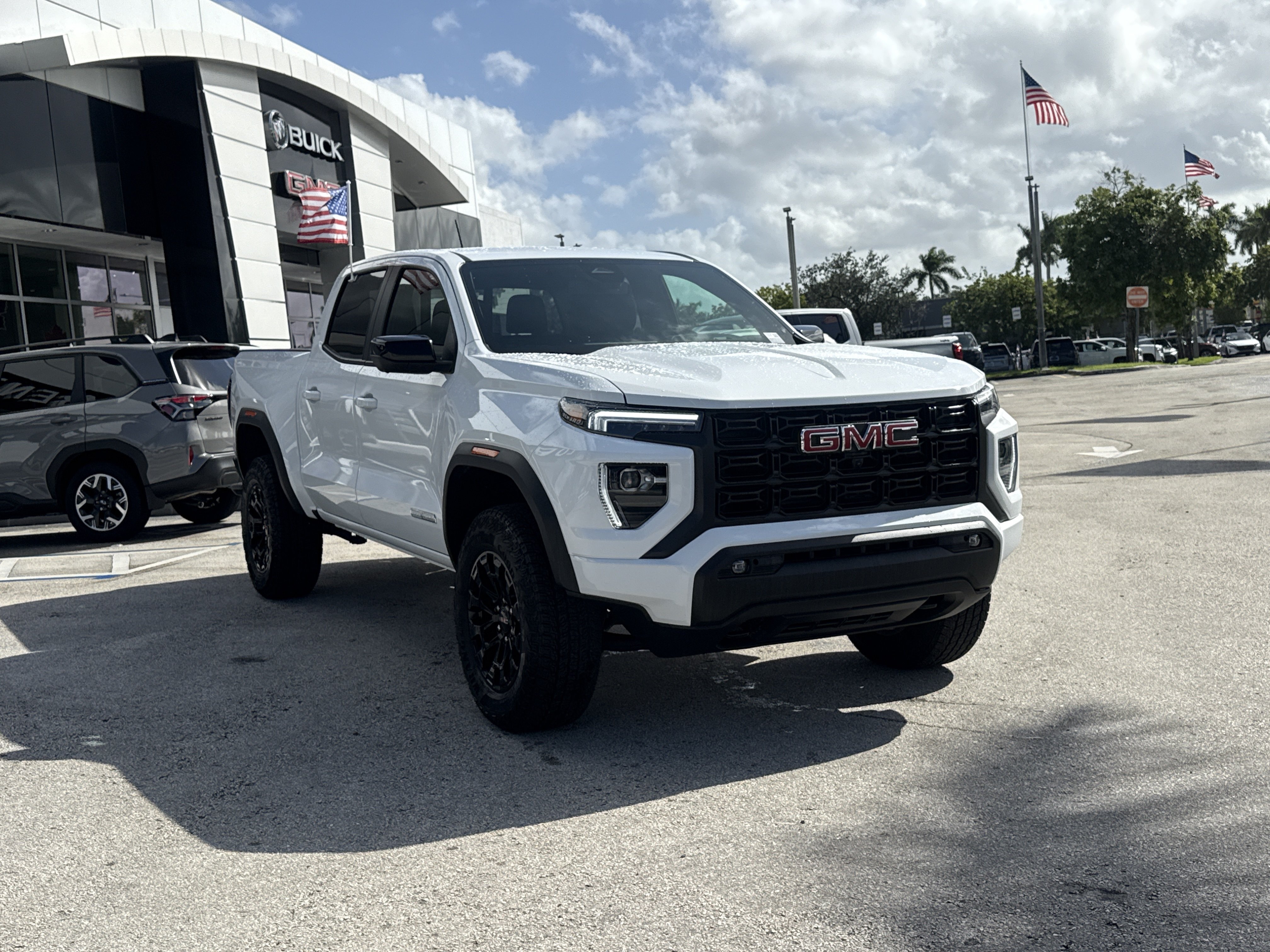 Used 2026 GMC Canyon Elevation w/ Convenience Package RWD image 5