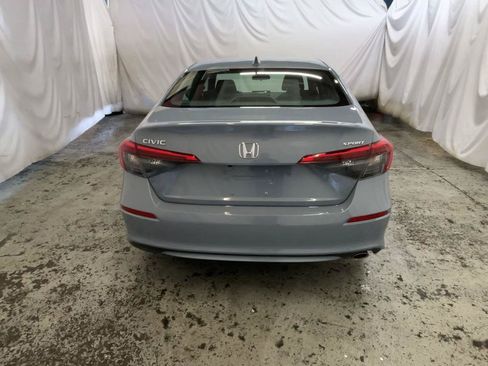 Used 2022 Honda Civic Sport image 8