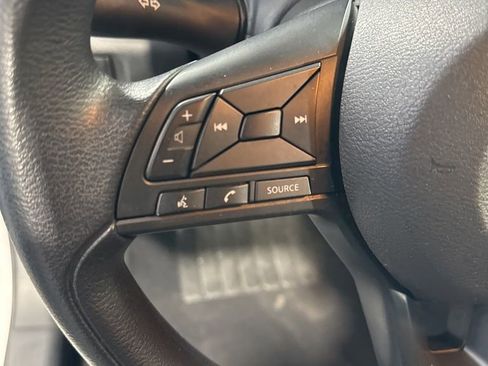 Used 2024 Nissan Versa S FWD image 33