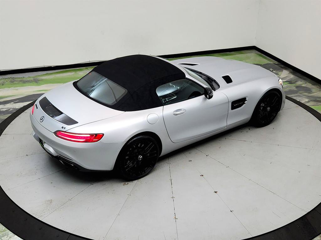 Used 2018 Mercedes-Benz AMG GT Roadster image 32