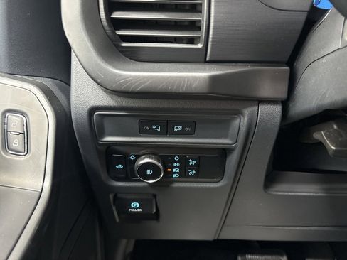 Used 2024 Ford F150 XLT w/ FX4 Off-Road Package image 37