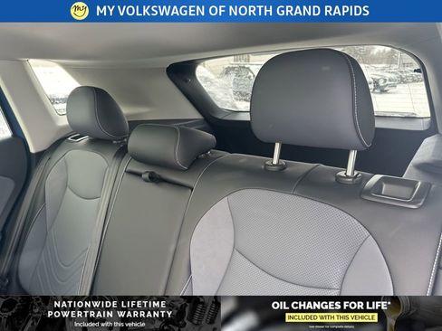 New 2026 Volkswagen Tiguan SE image 14