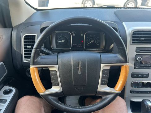 Used 2008 Lincoln MKX 2WD image 6