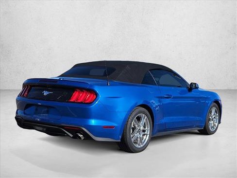 Used 2021 Ford Mustang Premium image 5