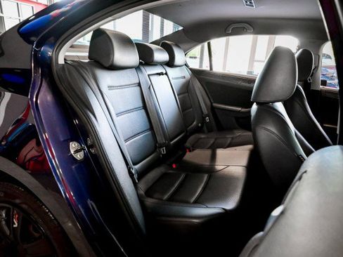 Used 2014 Volkswagen Jetta SE FWD image 24