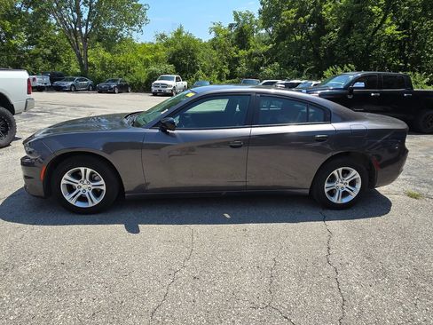 Used 2023 Dodge Charger SXT RWD image 3