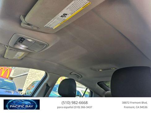 Used 2018 Chevrolet Volt LT FWD image 22