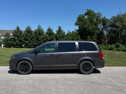 Used 2019 Dodge Grand Caravan GT w/ Safety Sphere Group FWD image 1