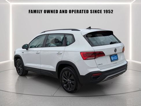 Used 2023 Volkswagen Taos S FWD image 4