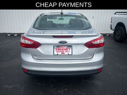 Used 2014 Ford Focus SE FWD image 5