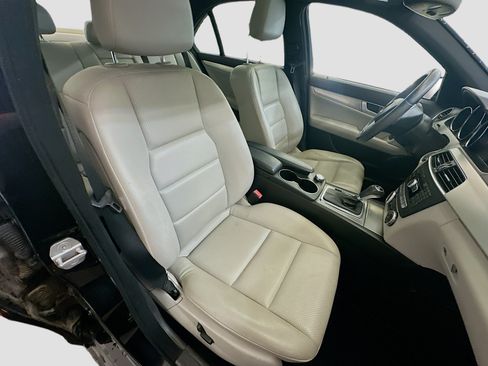 Used 2012 Mercedes-Benz C 300 4MATIC Sedan image 32