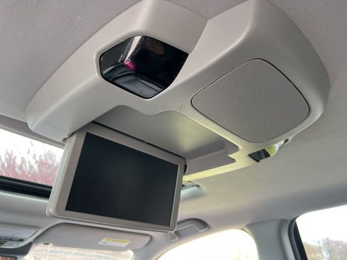 Used 2022 Honda Pilot Touring image 30