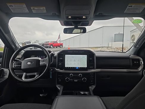 Used 2024 Ford F150 XLT w/ Mobile Office Package image 23