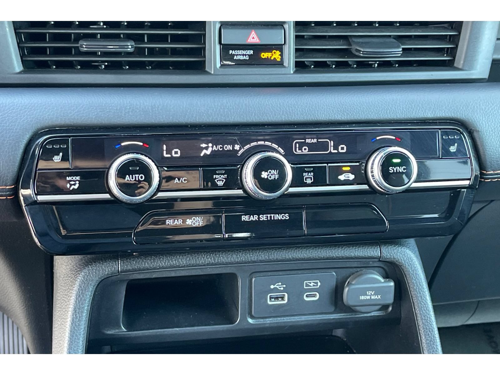 Certified 2024 Honda Pilot Sport image 28