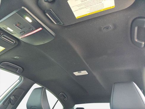 Used 2025 Toyota Camry SE FWD image 32