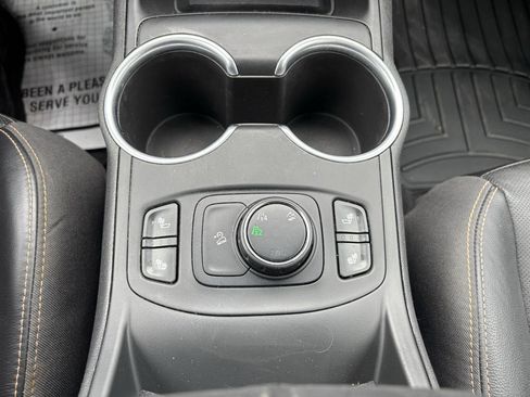 Used 2019 GMC Terrain SLT w/ Preferred Package AWD/4WD image 24