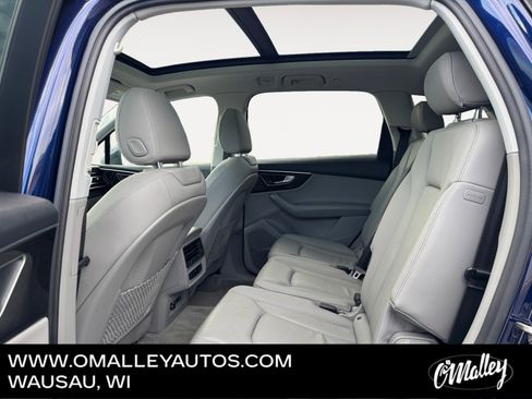 Used 2022 Audi Q7 Premium Plus image 11