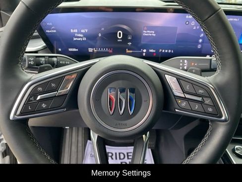 Used 2025 Buick Enclave Sport Touring w/ Power Package image 8