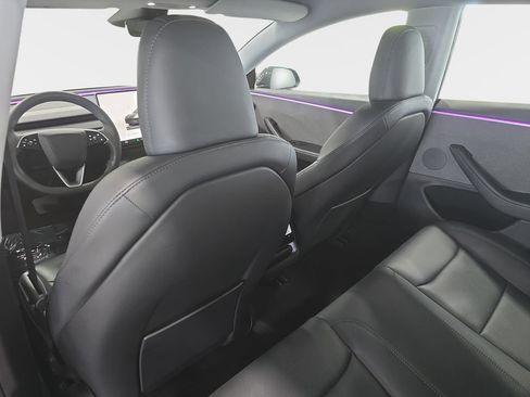 Used 2024 Tesla Model 3 Standard Range RWD image 12