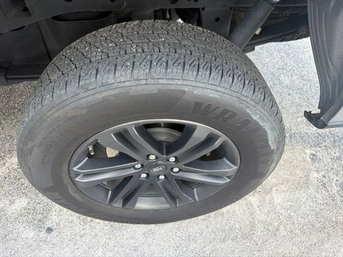 Used 2021 Ford F150 XLT w/ Equipment Group 302A High AWD/4WD image 10