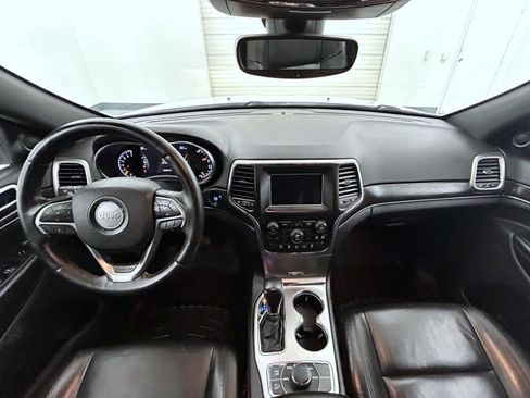 Used 2018 Jeep Grand Cherokee Limited image 13