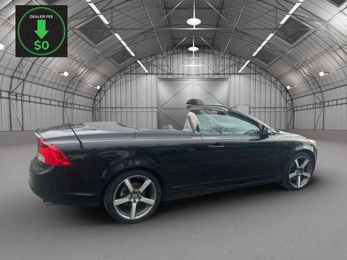 Used 2011 Volvo C70 T5 FWD image 3