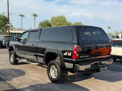 Used 2006 Chevrolet Silverado 2500 LT w/ Heavy-Duty Power Package AWD/4WD image 7