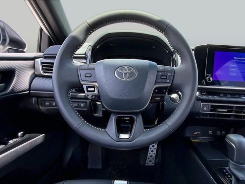 Used 2026 Toyota Camry SE FWD image 6