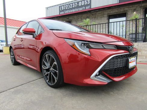 Used 2019 Toyota Corolla XSE FWD image 6